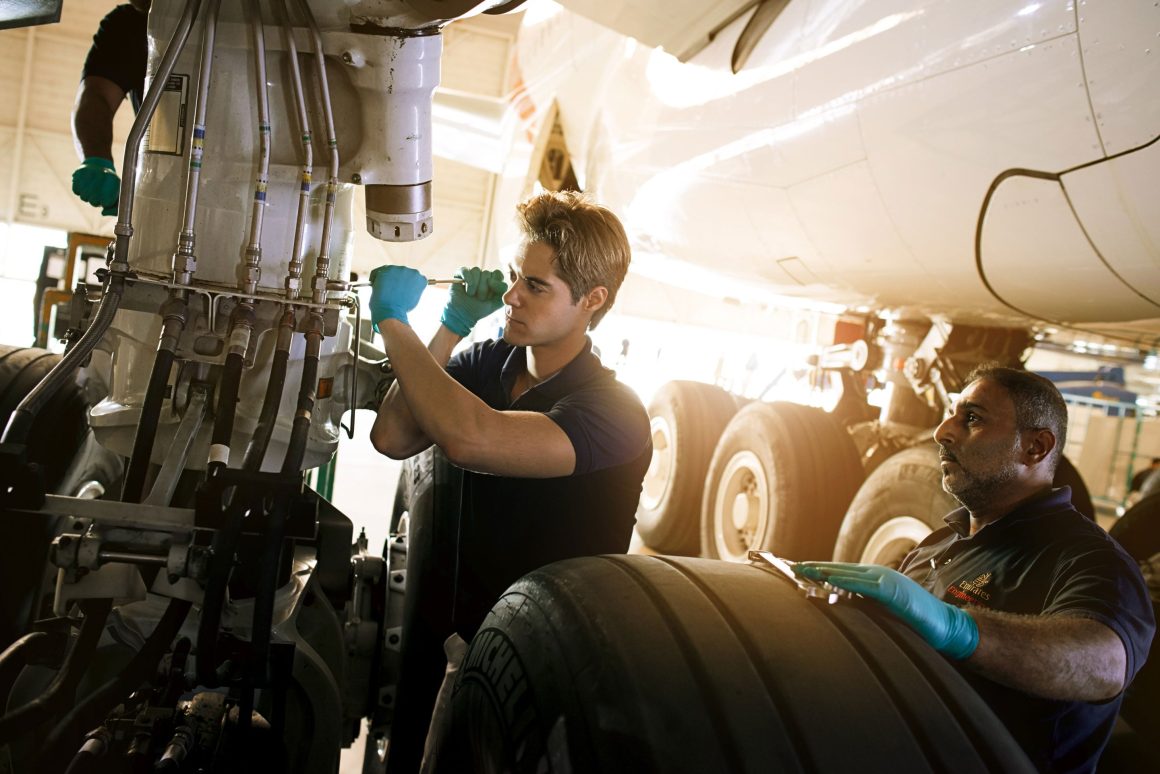 Emirates welcomes UAE nationals to join its Aircraft Maintenance Engineer License