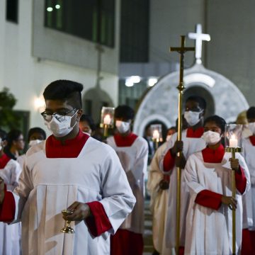 Thousands of worshippers attend traditional Christmas services in Abu Dhabi and Dubai