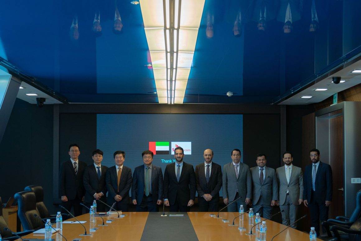 Sultan bin Ahmed visits South Korean SK Telecom Company