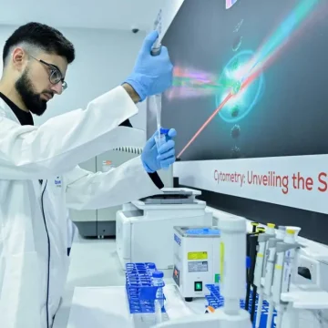 Advanced molecular diagnostics and immune profile testing laboratory opens in UAE