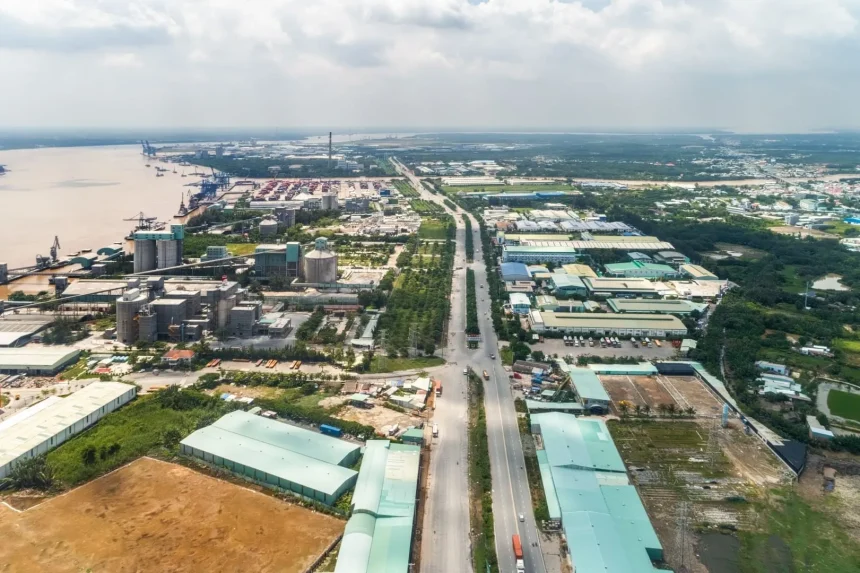 iz2042ku1k8193fpn Vietnam’s industrial production shows signs of recovery