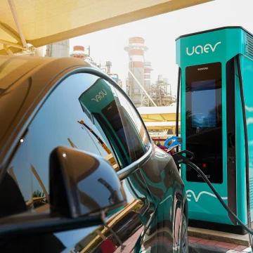MoEI, Etihad WE formalise UAEV joint venture to deliver best-in-class EV fast-charging infrastructure