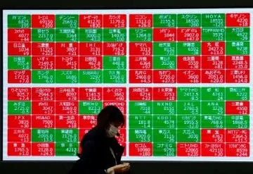 Global Markets – Asia shares stumble, political uncertainty rattles euro