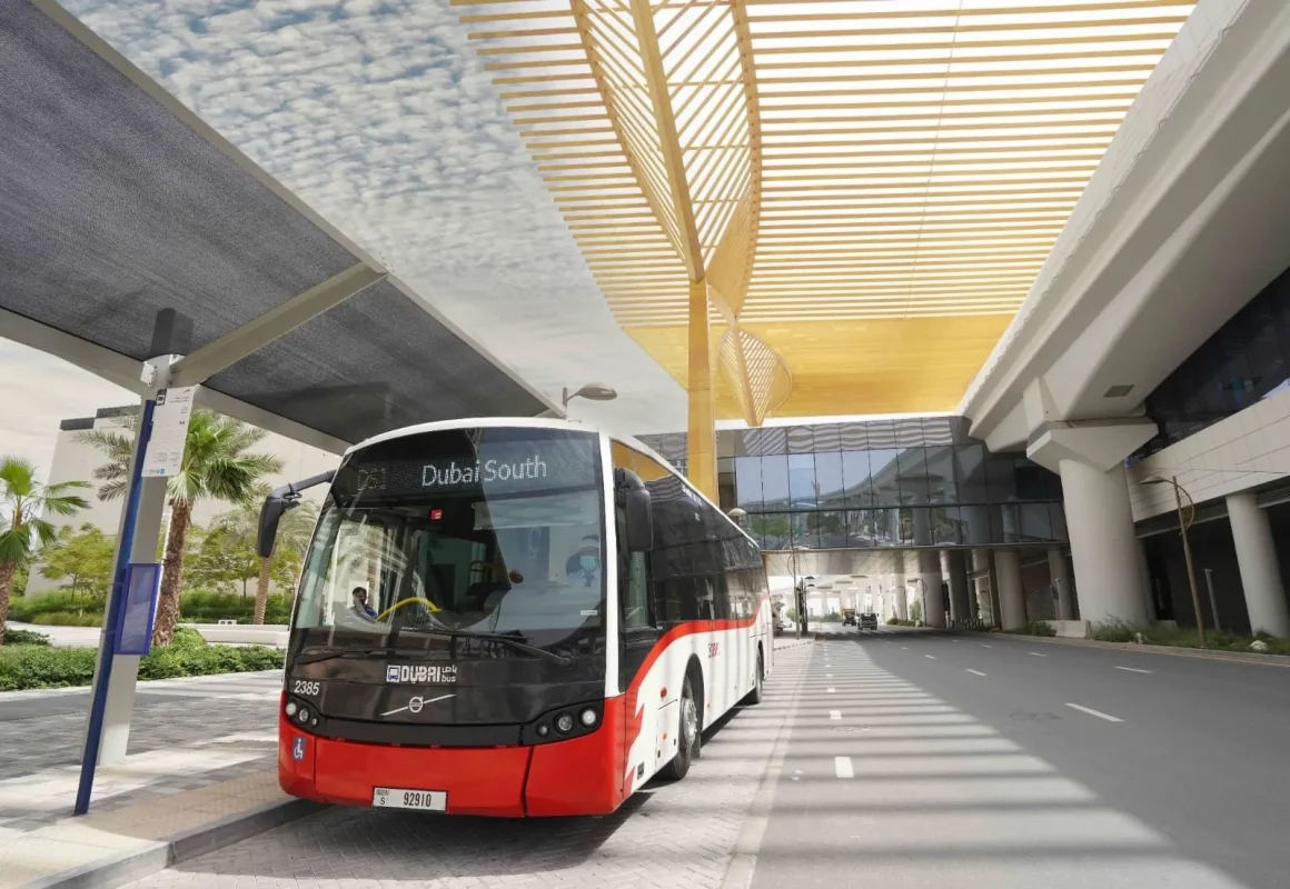 RTA announces AED1.1 billion deal for new buses with low carbon emissions