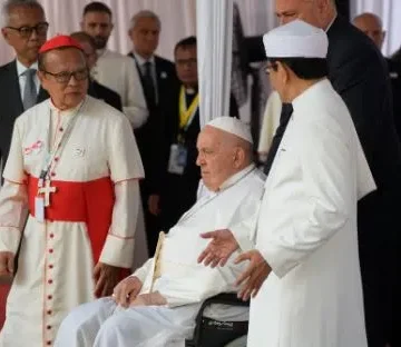 Pope, Imam of Southeast Asia’s largest mosque make joint call to fight violence, protect planet