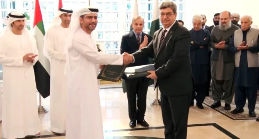 AD Ports Group, Pakistan Government sign 4 MoUs to enhance trade, transport, logistics infrastructure