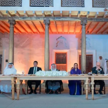 Sharjah Ruler attends dinner honouring SIBF guest of honour