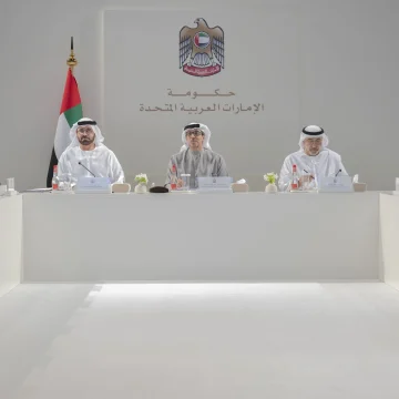 Mansour bin Zayed chairs Ministerial Development Council meeting